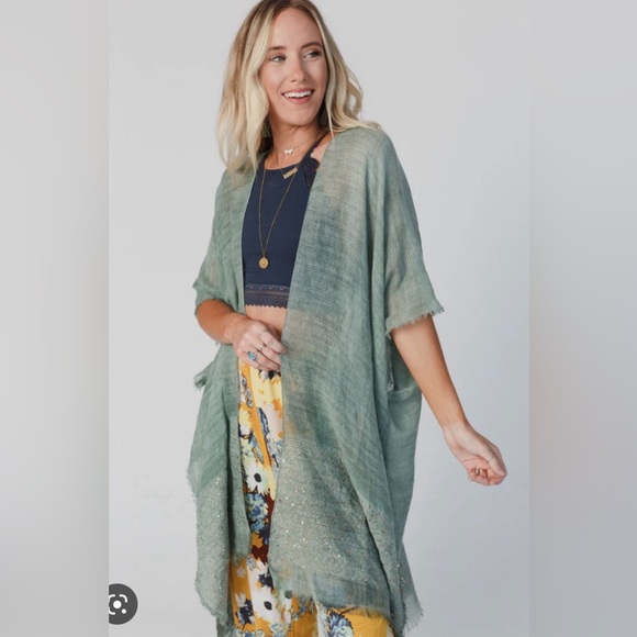 Three Bird Nest Shimmer Kimono - Picture 2 of 4